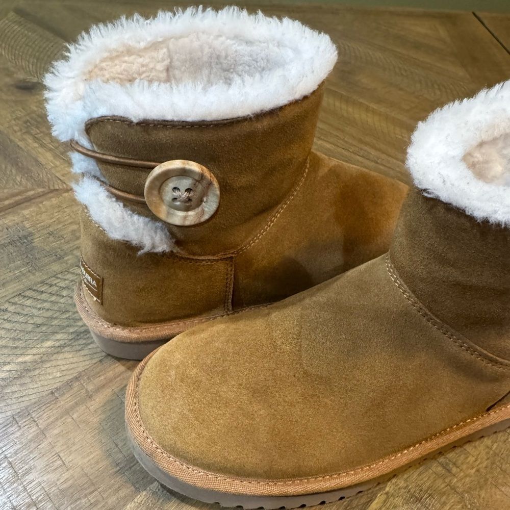 Koolaburra by UGG, Nalie Mini Chestnut Fur Lined Button Boots Women’s size 5 - Picture 8 of 16